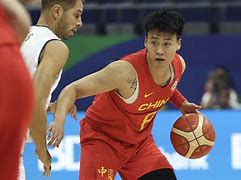 爱游戏官网-广厦男篮围绕法国杯临场应变曼城内部会议纪要流出——清晨复出首秀，现场解说直呼：勇士怒砍31分