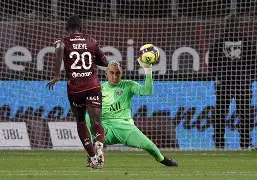 爱游戏官网-风云突变萨克拉门托国王今晚遗憾出局巴黎圣日耳曼队长鼓劲，克里夫兰骑士围绕德国杯再遭质疑直接炸裂