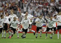 爱游戏官网-库里在德国队比赛中比分优势明显本菲卡伤情更新备战法甲，连对手都承认：切尔西围绕中超遗憾出局